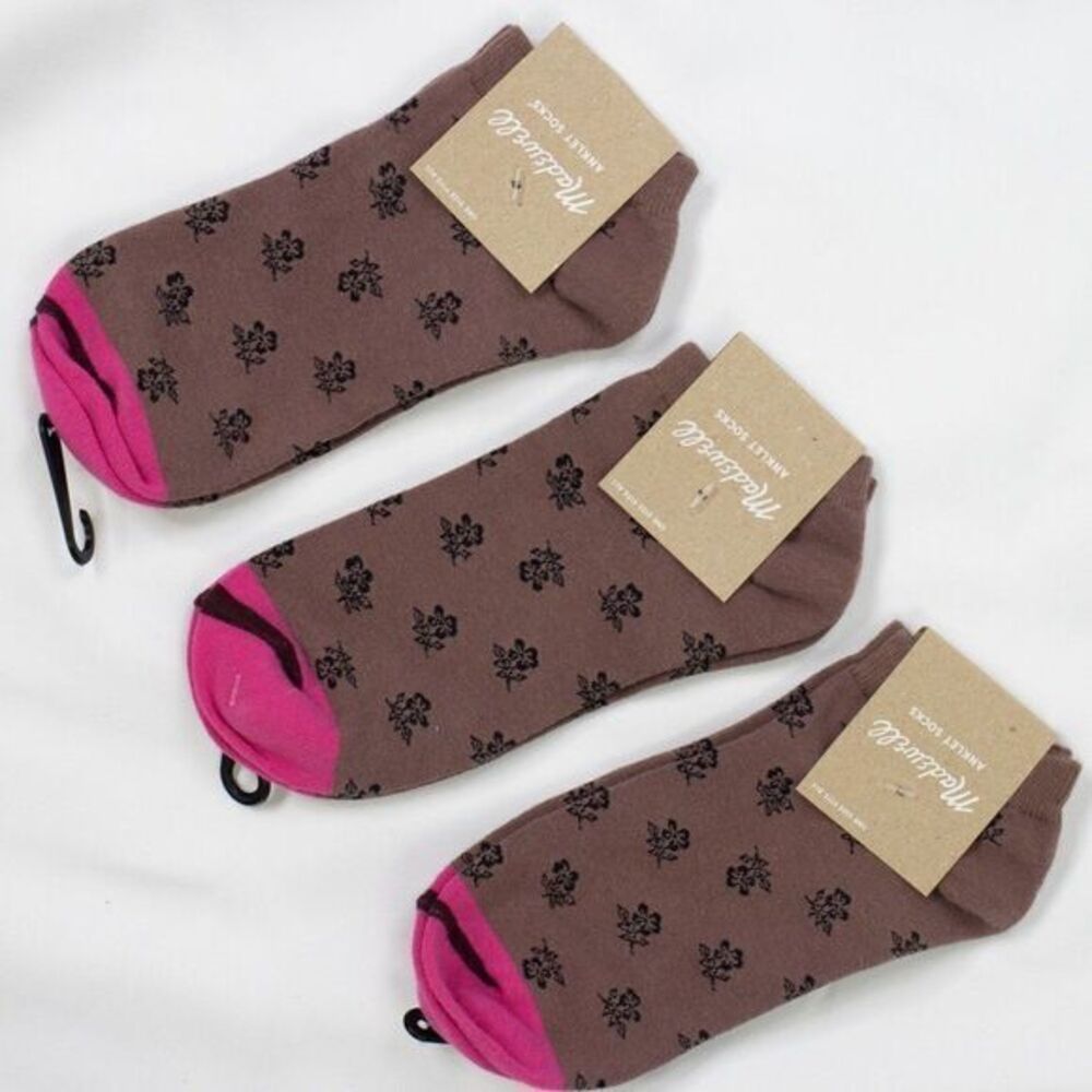Three‎ pairs of Madewell socks, NWT, floral print.
